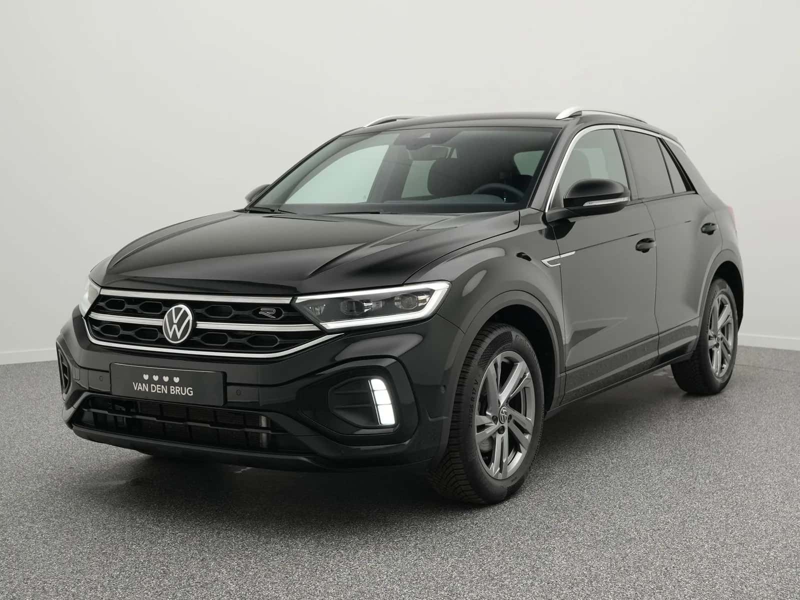 Volkswagen T-Roc (2025) — foto 1