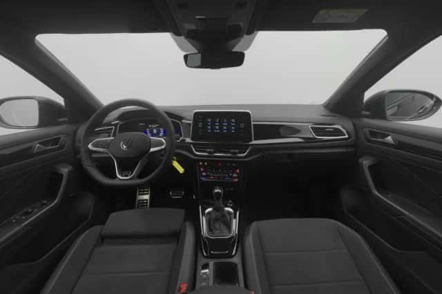 Volkswagen T-Roc (2025) thumbnail 3