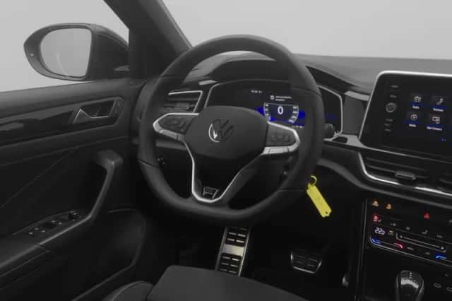 Volkswagen T-Roc (2025) thumbnail 8