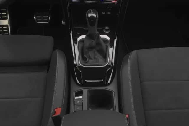 Volkswagen T-Roc (2025) thumbnail 10