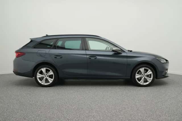 SEAT Leon (2023) thumbnail 13