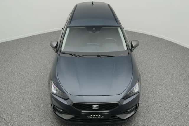 SEAT Leon (2023) thumbnail 17
