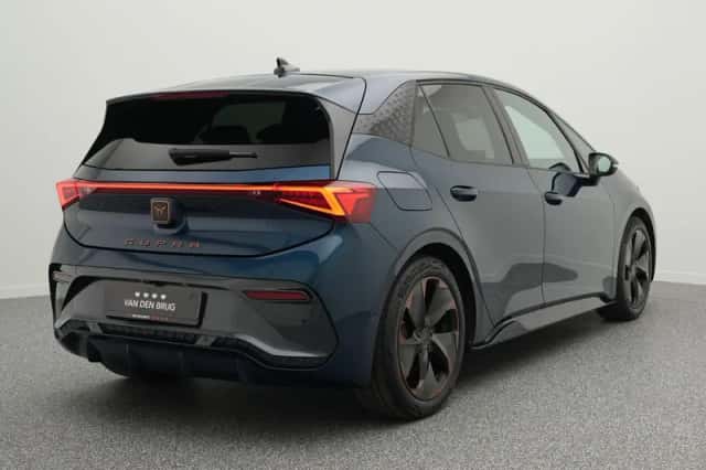 CUPRA Born (2022) thumbnail 2