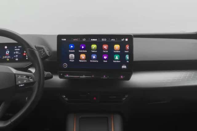 CUPRA Born (2022) thumbnail 10