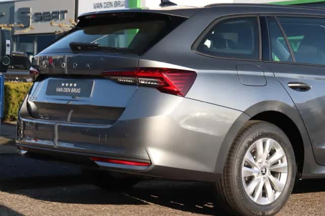 Škoda Octavia (2025) thumbnail 8
