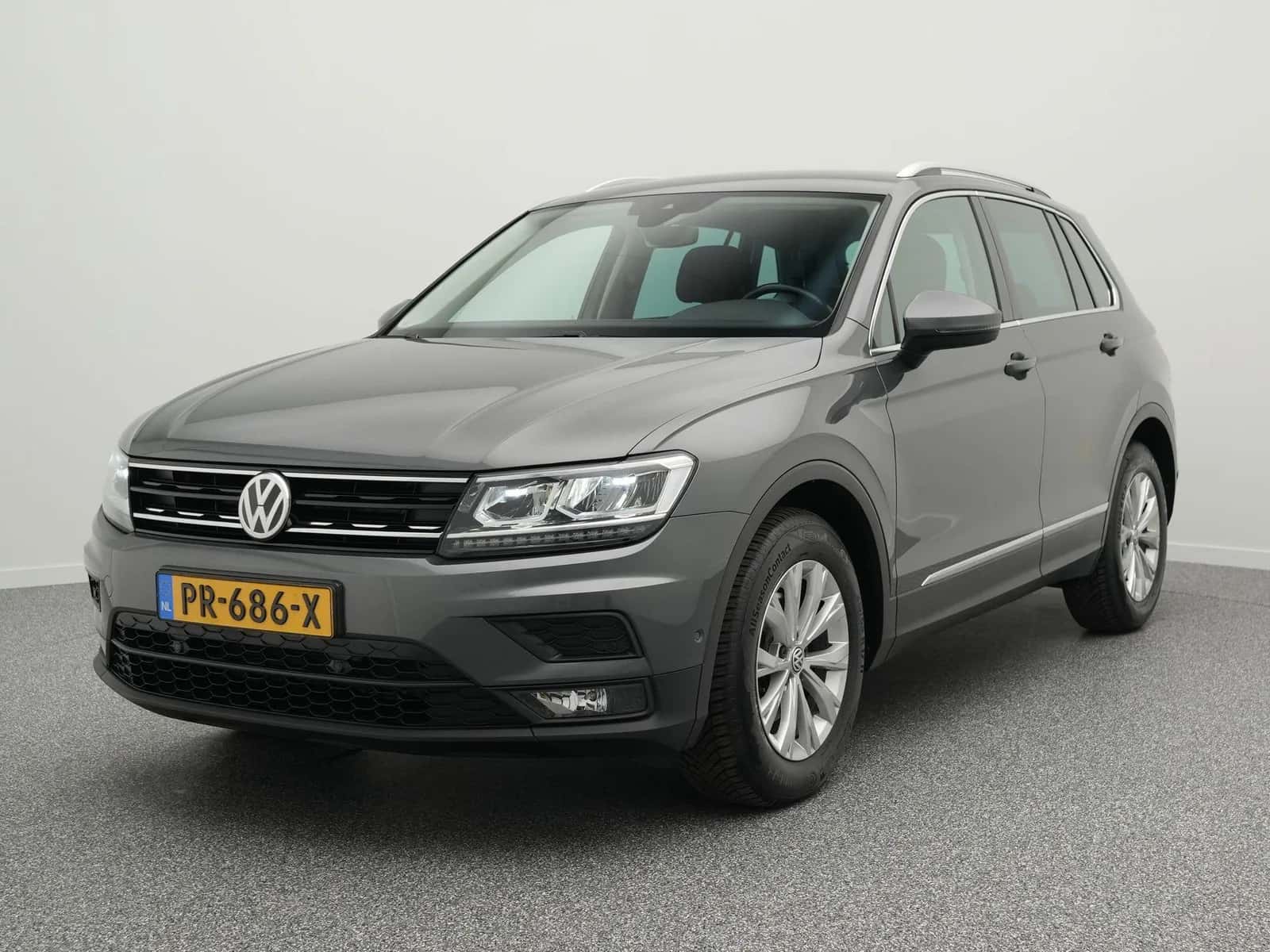 Volkswagen Tiguan (2017) — foto 1