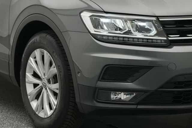 Volkswagen Tiguan (2017) thumbnail 20