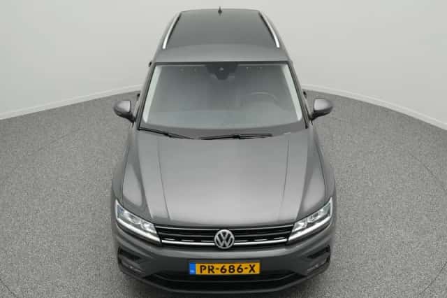 Volkswagen Tiguan (2017) thumbnail 22