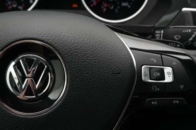 Volkswagen Tiguan (2017) thumbnail 28