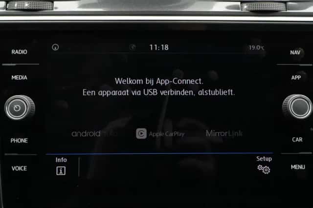 Volkswagen Tiguan (2017) thumbnail 34