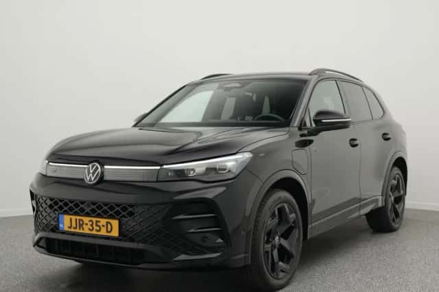 Volkswagen Tiguan (2025) thumbnail 1