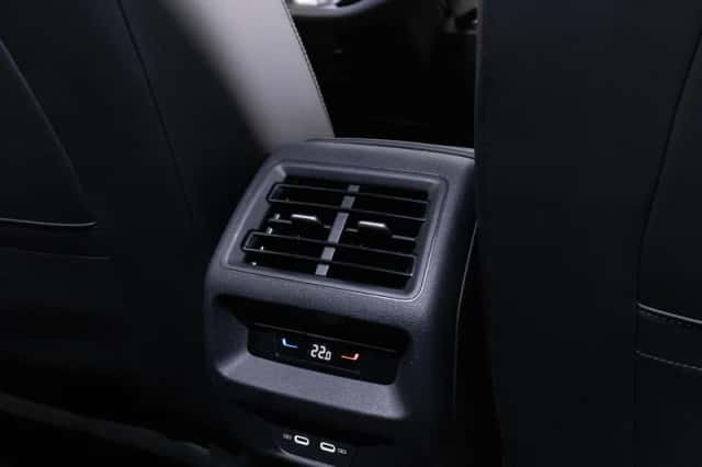Volkswagen Tiguan (2025) thumbnail 49