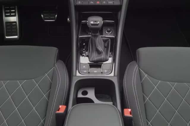 Škoda Karoq (2027) thumbnail 9