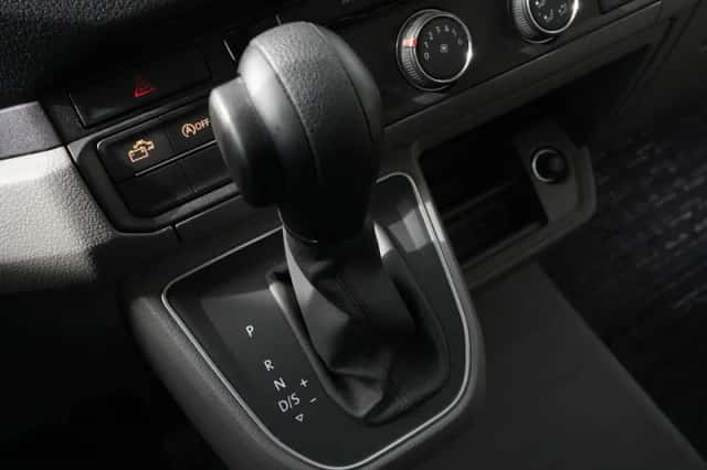 Volkswagen Crafter (2021) thumbnail 20