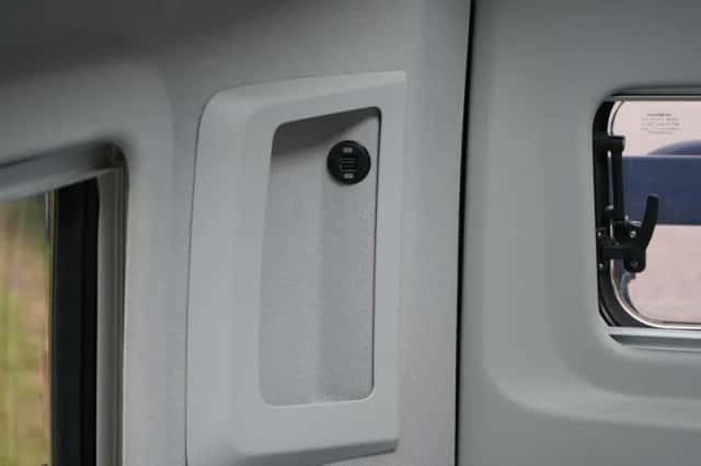 Volkswagen Crafter (2021) thumbnail 36