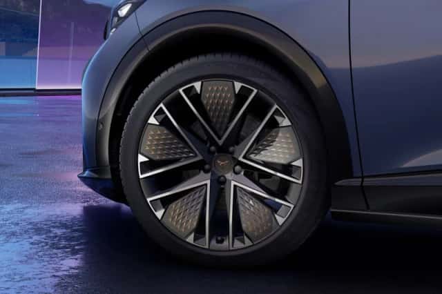 CUPRA Tavascan (2026) thumbnail 5
