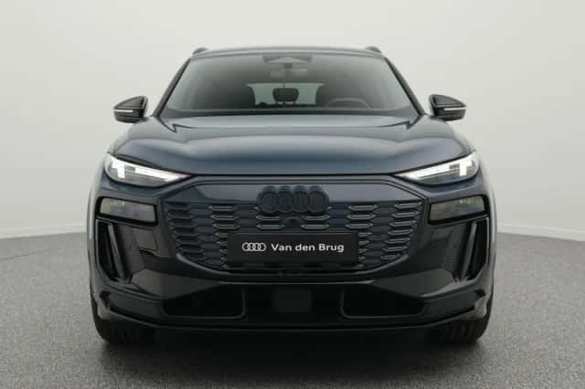 Audi Q6 e-tron (2025) thumbnail 6