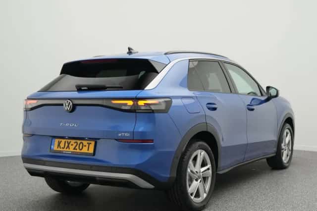Volkswagen T-Roc (2026) thumbnail 2