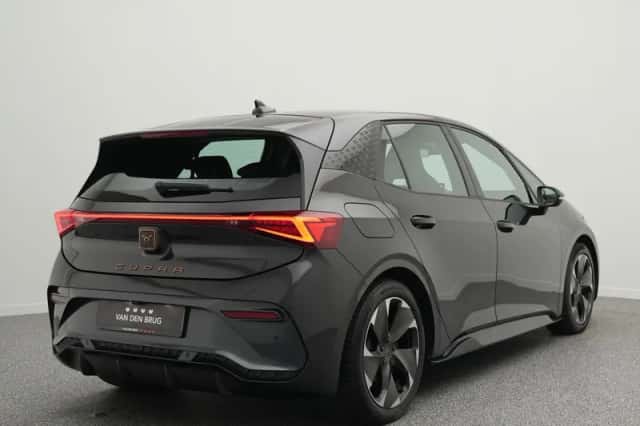 CUPRA Born (2023) thumbnail 2