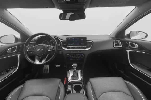 Kia XCeed (2020) thumbnail 3