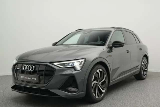 Audi e-tron (2021) thumbnail 1