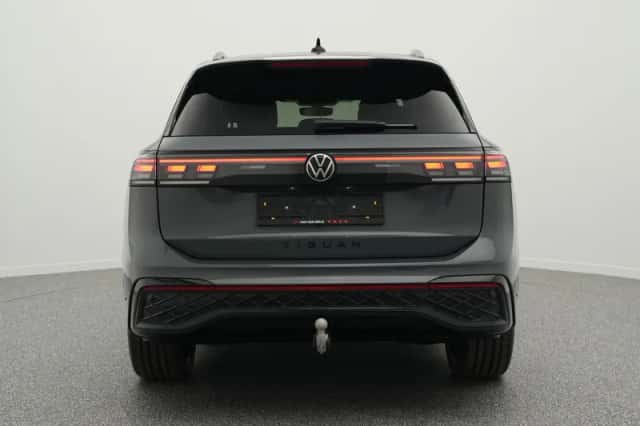 Volkswagen Tiguan (2025) thumbnail 6