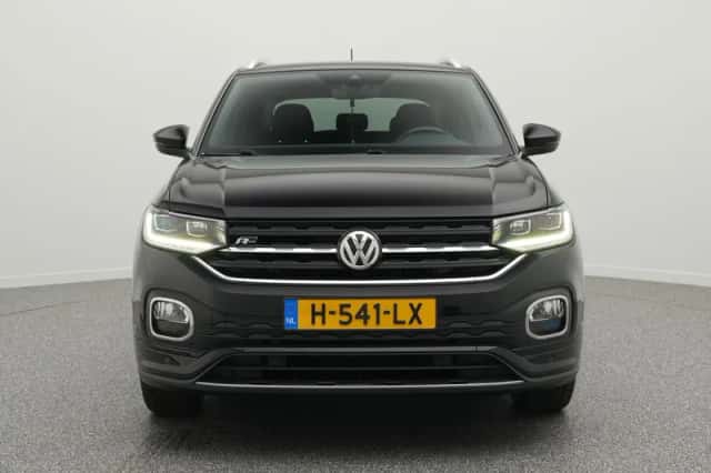 Volkswagen T-Cross (2020) thumbnail 5