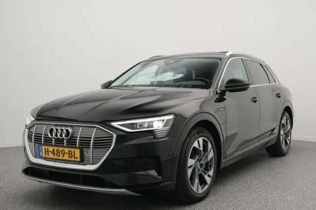 Audi e-tron (2019) thumbnail 1