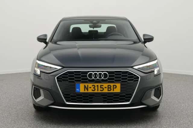 Audi A3 (2021) thumbnail 5