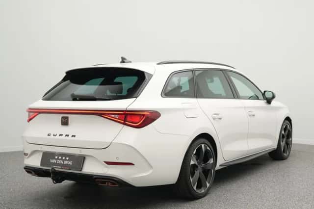 CUPRA Leon Sportstourer (2022) thumbnail 2