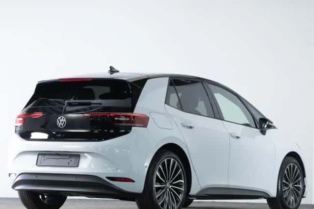Volkswagen ID.3 (2026) thumbnail 2