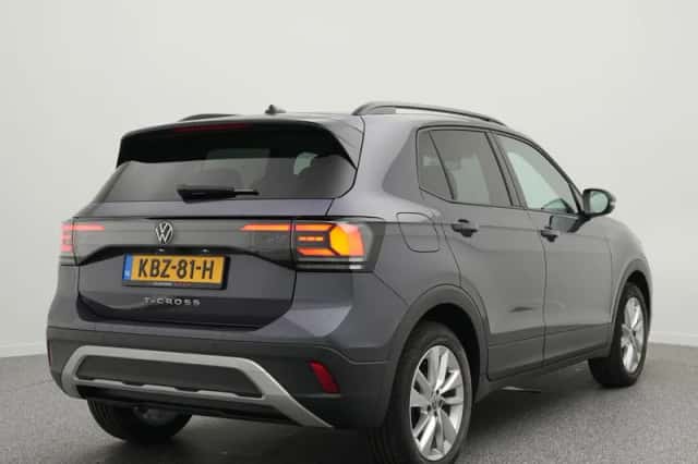 Volkswagen T-Cross (2026) thumbnail 2