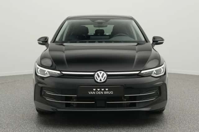 Volkswagen Golf (2025) thumbnail 5