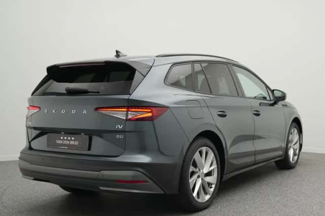 Škoda Enyaq (2021) thumbnail 2
