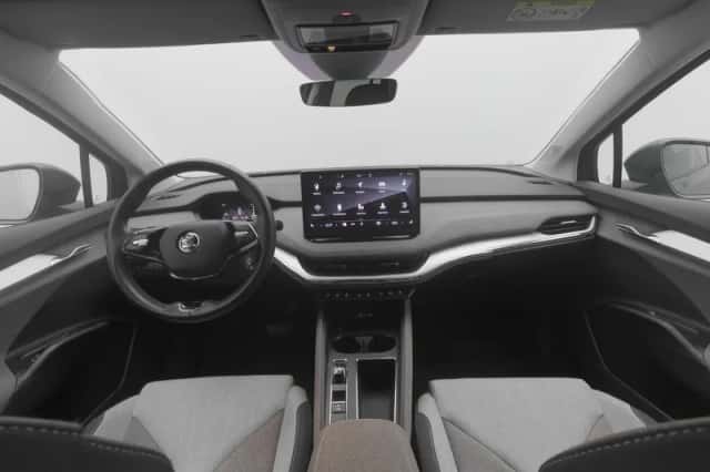 Škoda Enyaq (2021) thumbnail 3