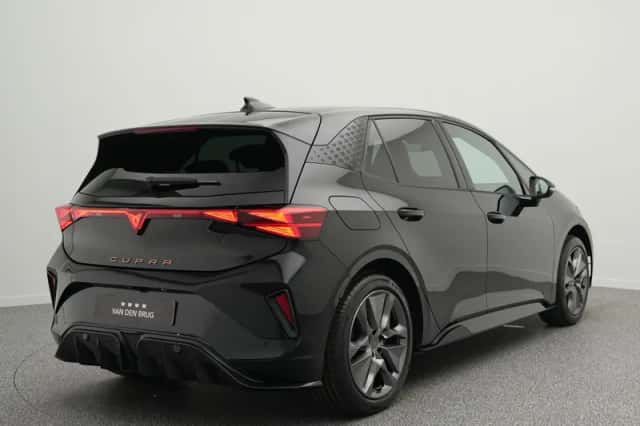 CUPRA Born (2026) thumbnail 2