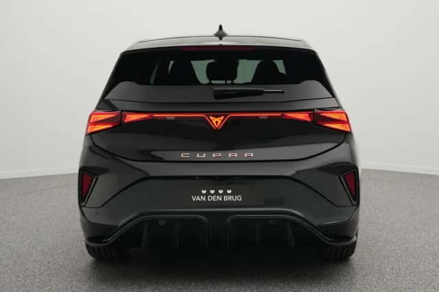 CUPRA Born (2026) thumbnail 5