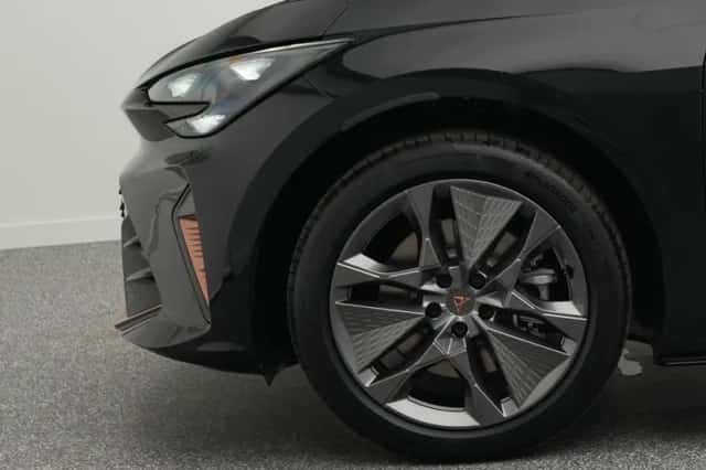 CUPRA Born (2026) thumbnail 6
