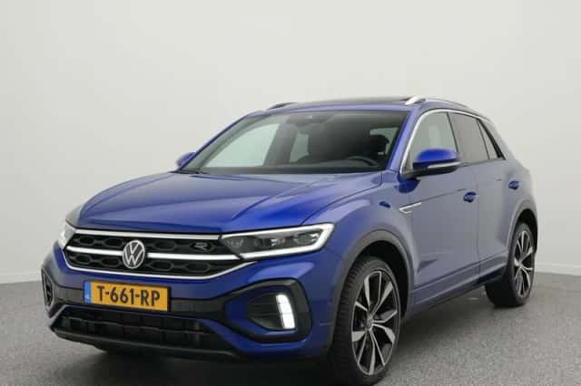 Volkswagen T-Roc (2023) thumbnail 1