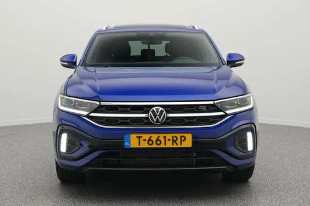 Volkswagen T-Roc (2023) thumbnail 5
