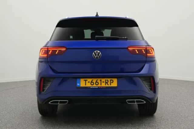 Volkswagen T-Roc (2023) thumbnail 6
