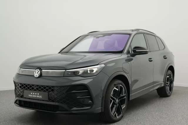 Volkswagen Tiguan (2025) thumbnail 1