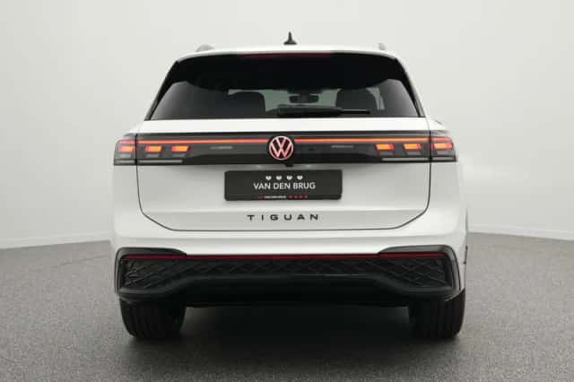 Volkswagen Tiguan (2025) thumbnail 6