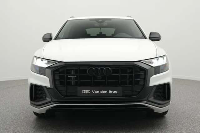 Audi Q8 (2022) thumbnail 5