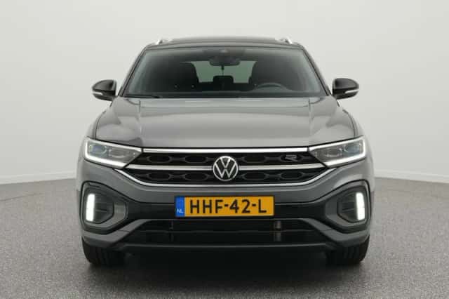 Volkswagen T-Roc (2024) thumbnail 5