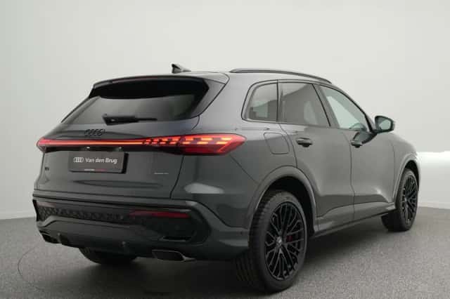 Audi Q5 (2026) thumbnail 2