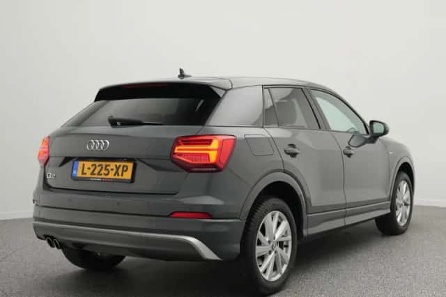 Audi Q2 (2020) thumbnail 2