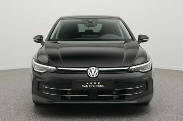 Volkswagen Golf (2025) thumbnail 5