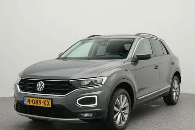 Volkswagen T-Roc (2021) thumbnail 1