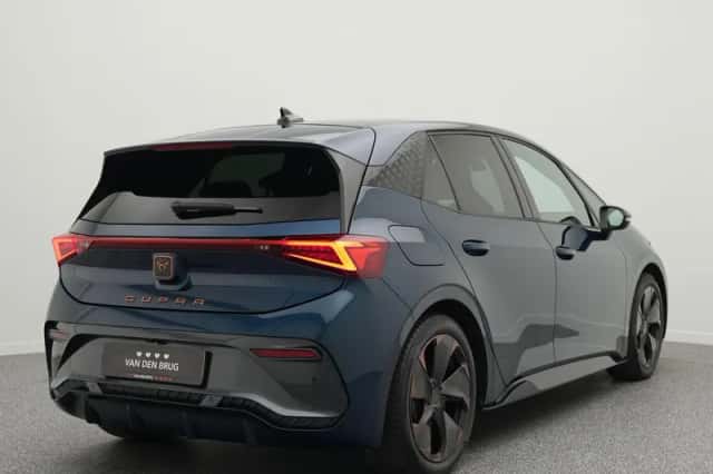 CUPRA Born (2024) thumbnail 2